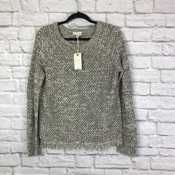 Lucky Brand Sweater. - Picture 4 of 6